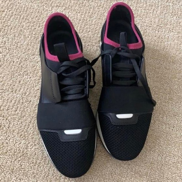 Balenciaga women’s road runners